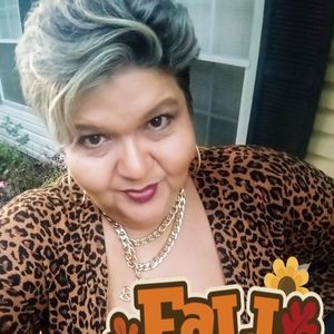 Meet your Posher, Yusi